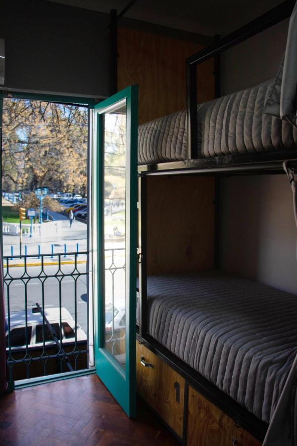 Sin Fin Hostel メンドーサ エクステリア 写真