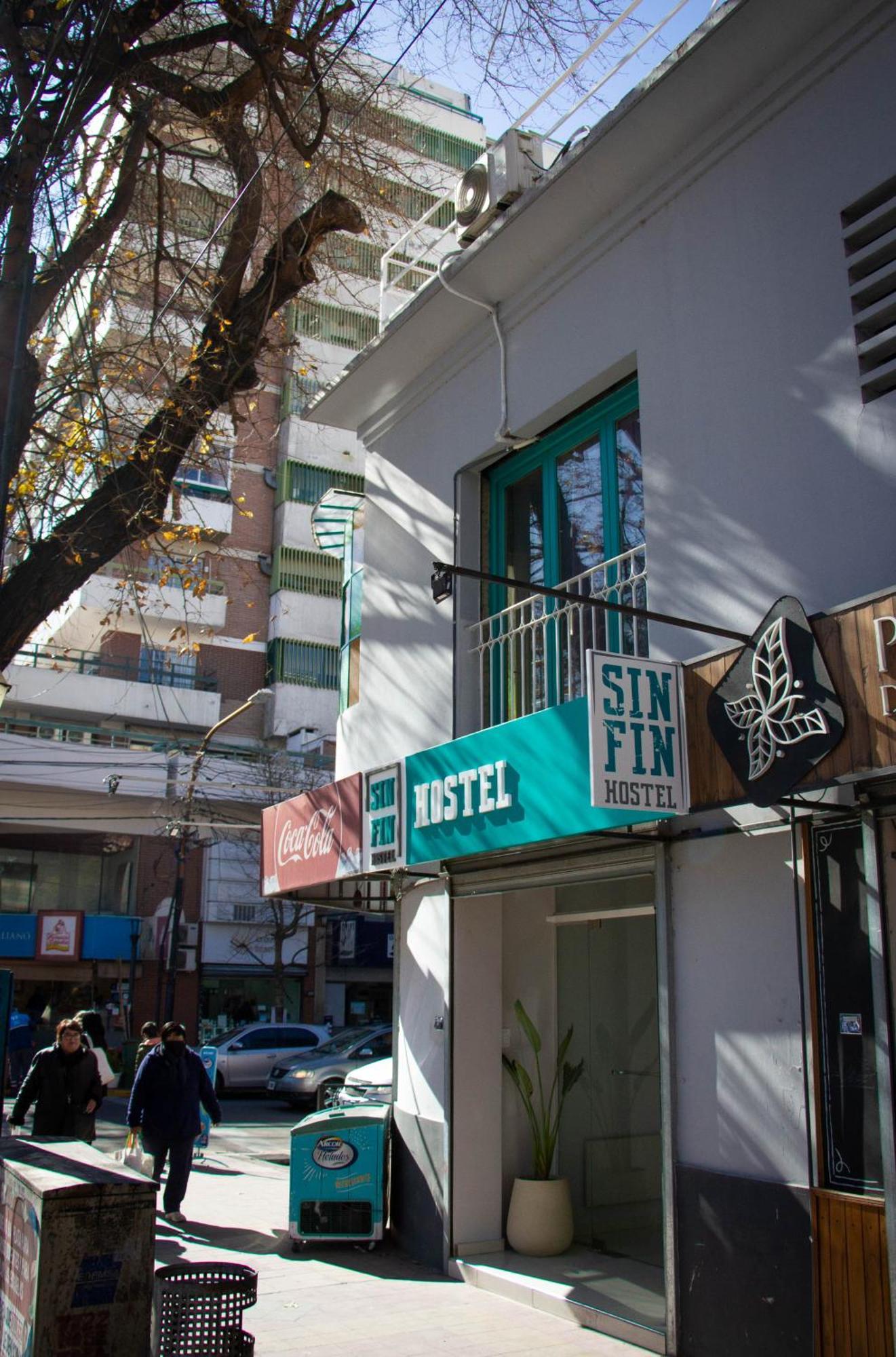 Sin Fin Hostel メンドーサ エクステリア 写真