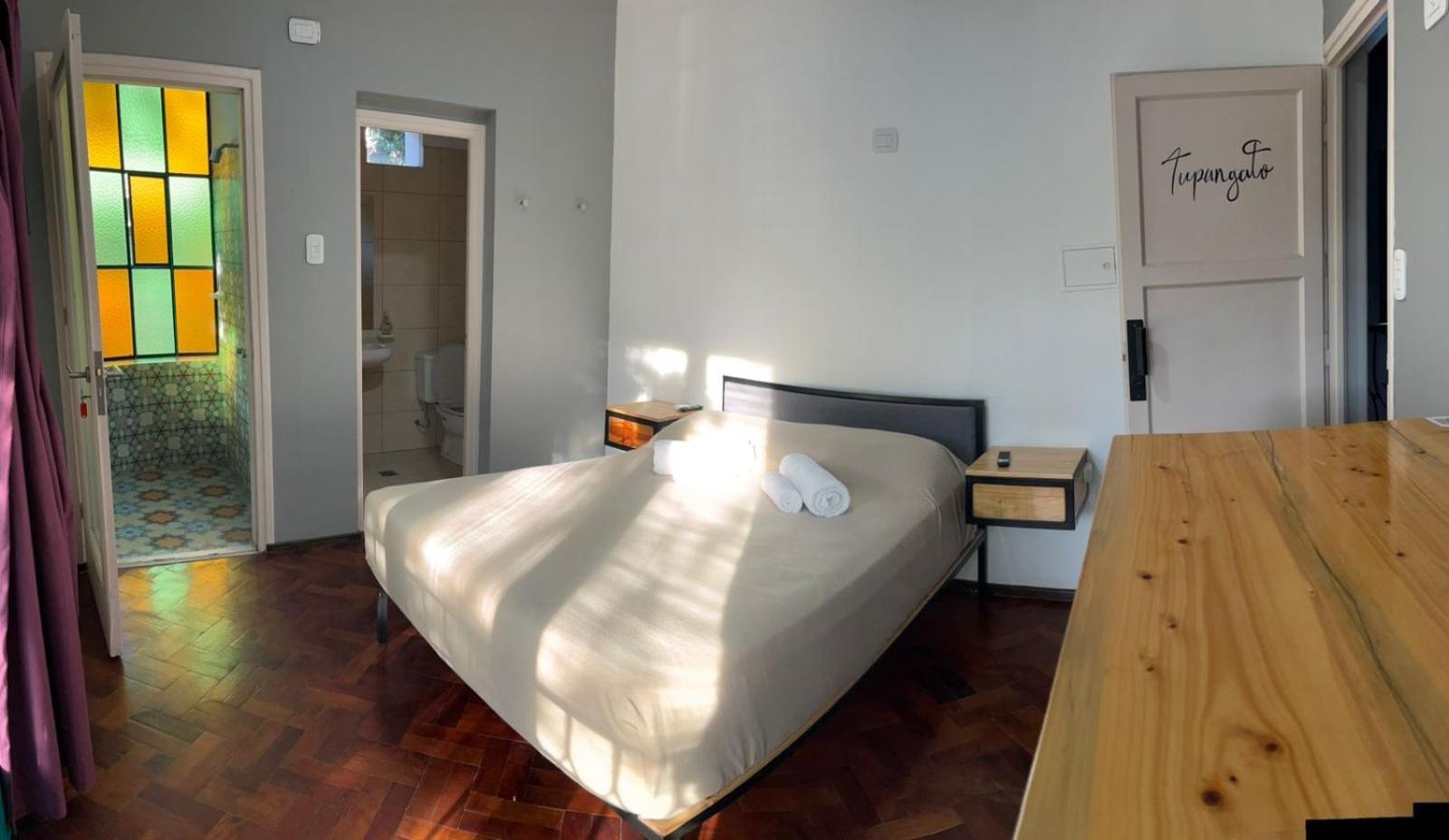 Sin Fin Hostel メンドーサ エクステリア 写真