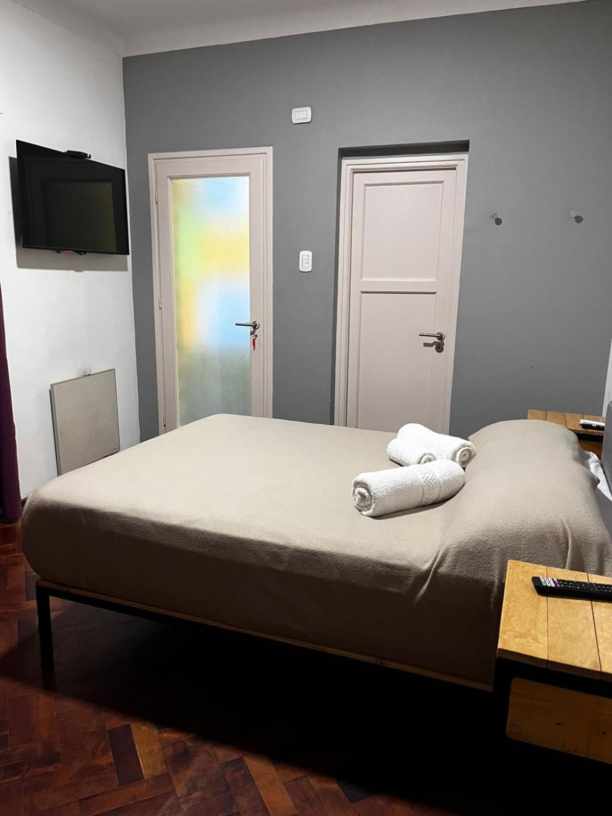Sin Fin Hostel メンドーサ エクステリア 写真